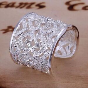 NEW Classy 925 Silver Heart Statement Ring Size 8